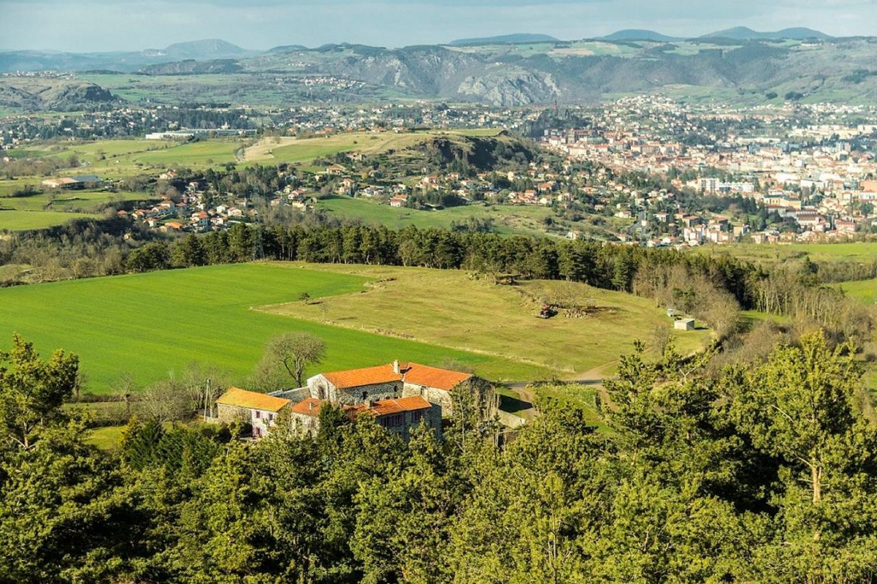 לינה וארוחת בוקר Vals-pres-le-Puy Domaine De Bauzit מראה חיצוני תמונה